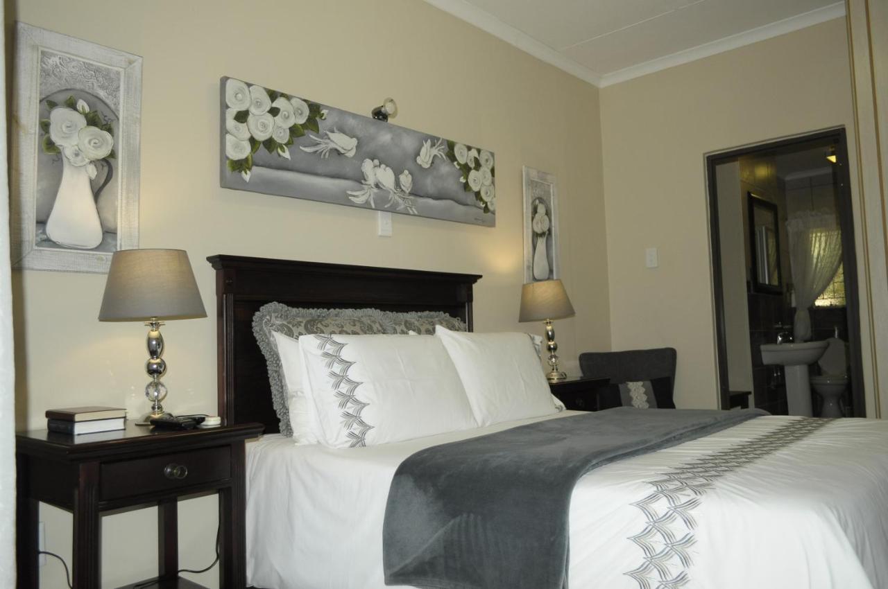@Home Guest House Rustenburg Exteriér fotografie